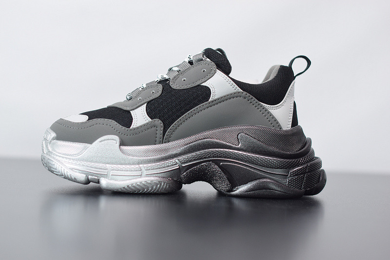 bc triple s trainer 483546 w06f1 0841