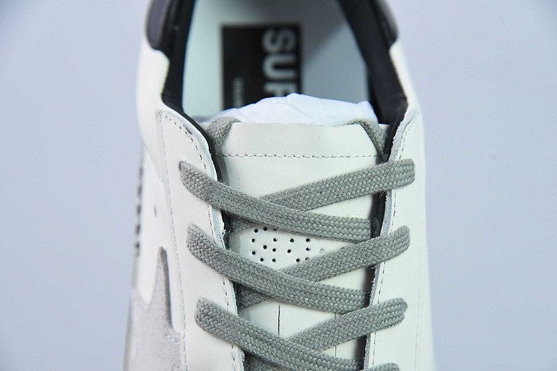 ggdb sneaker