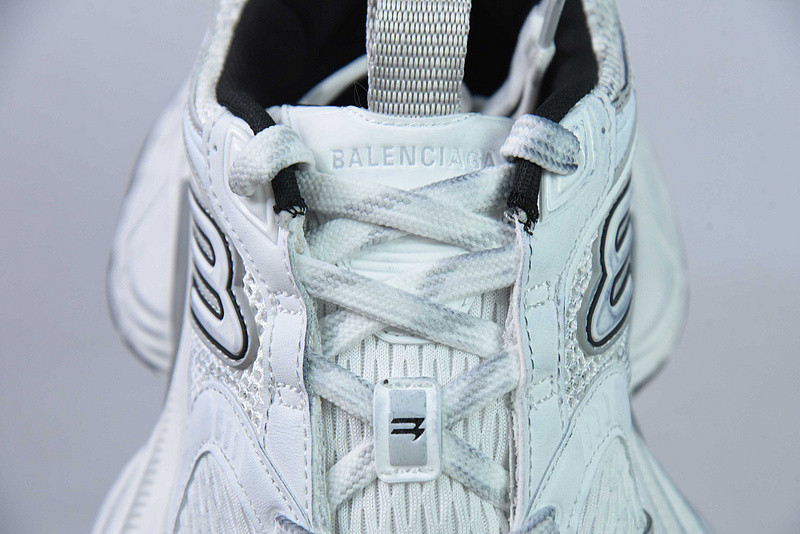 bc xl sneakers