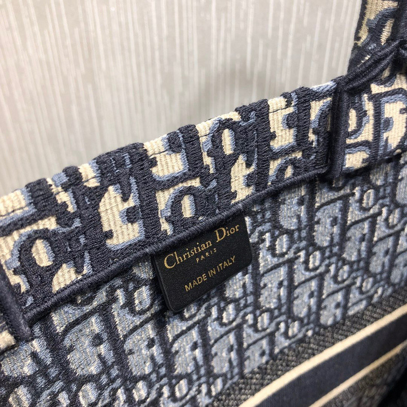 D10r bag