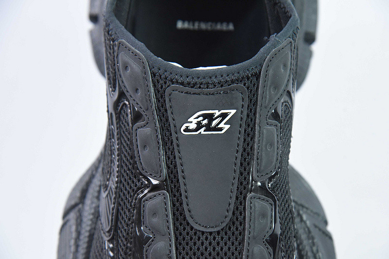 BC 3XL SNEAKER