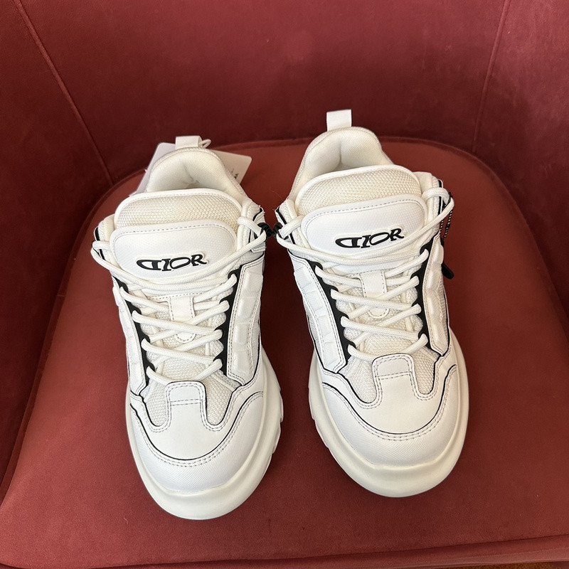 DIO* SNEAKER