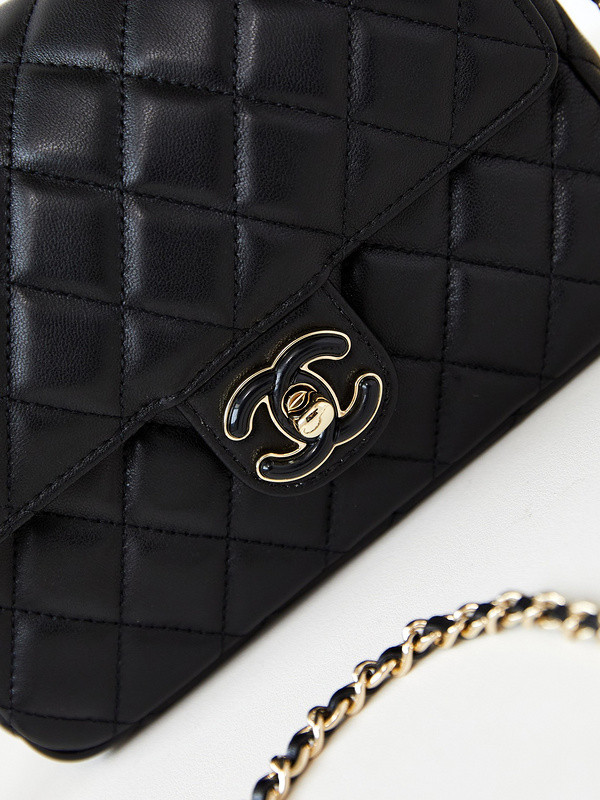 Ch**el purse