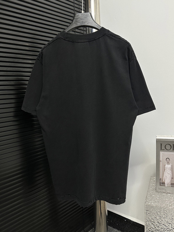 Ba1en*iaga clothes