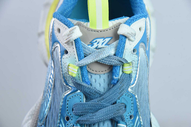 BC 3XL SNEAKER