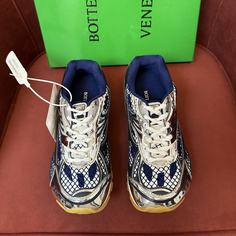 b0tt*ga Ven*ta orbit sneaker