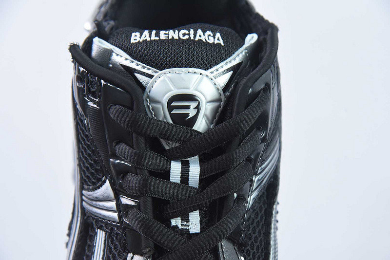 Ba1en*iaga runner sneaker