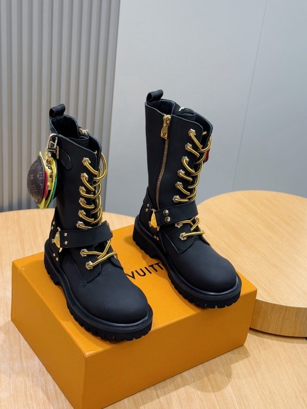 LVT BOOTS