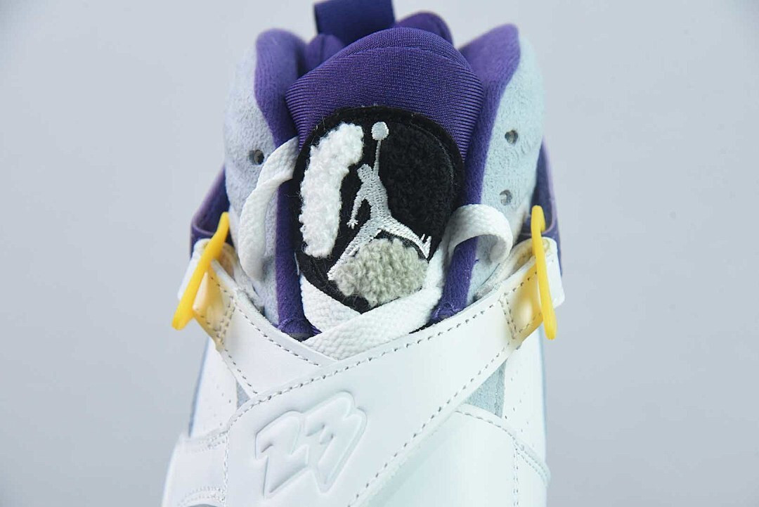 Air Jordan 8 Retro