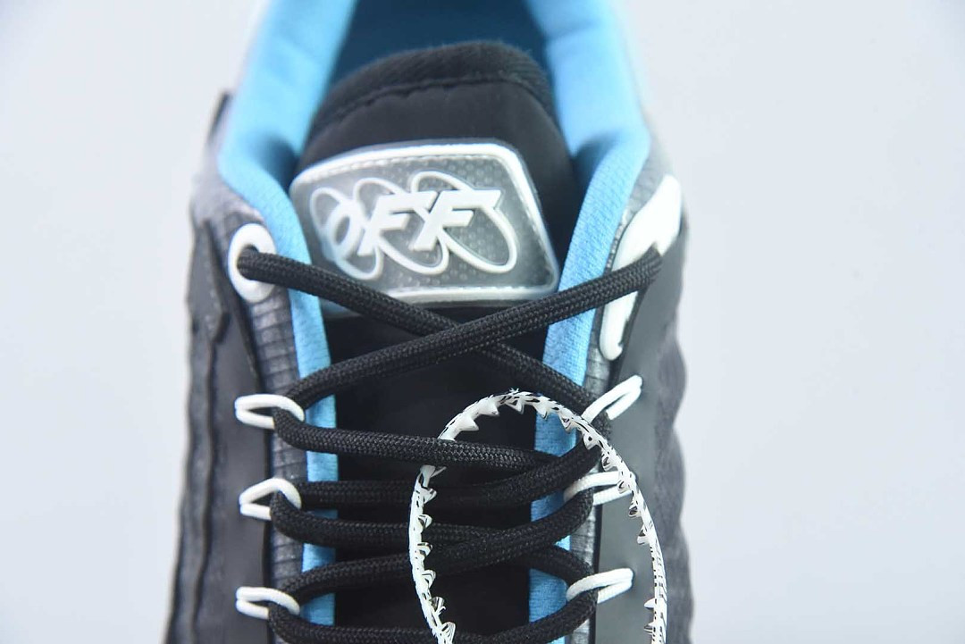OF C/O ODSY-1000 SNEAKER