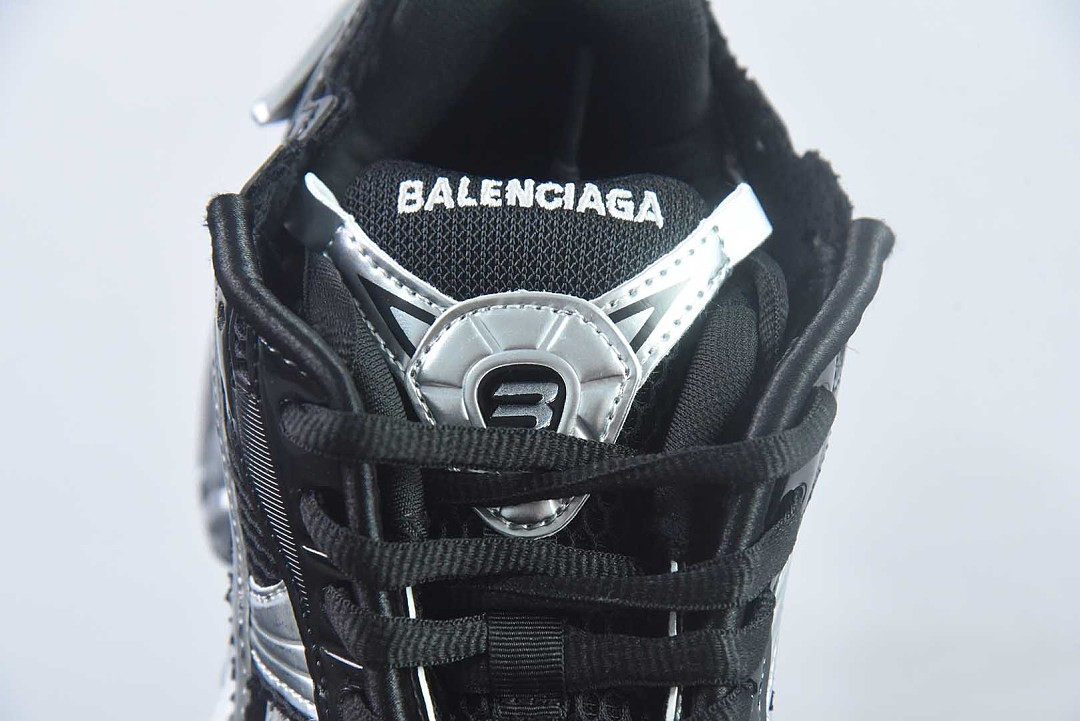 Ba1en*iaga Runner Sneaker LED