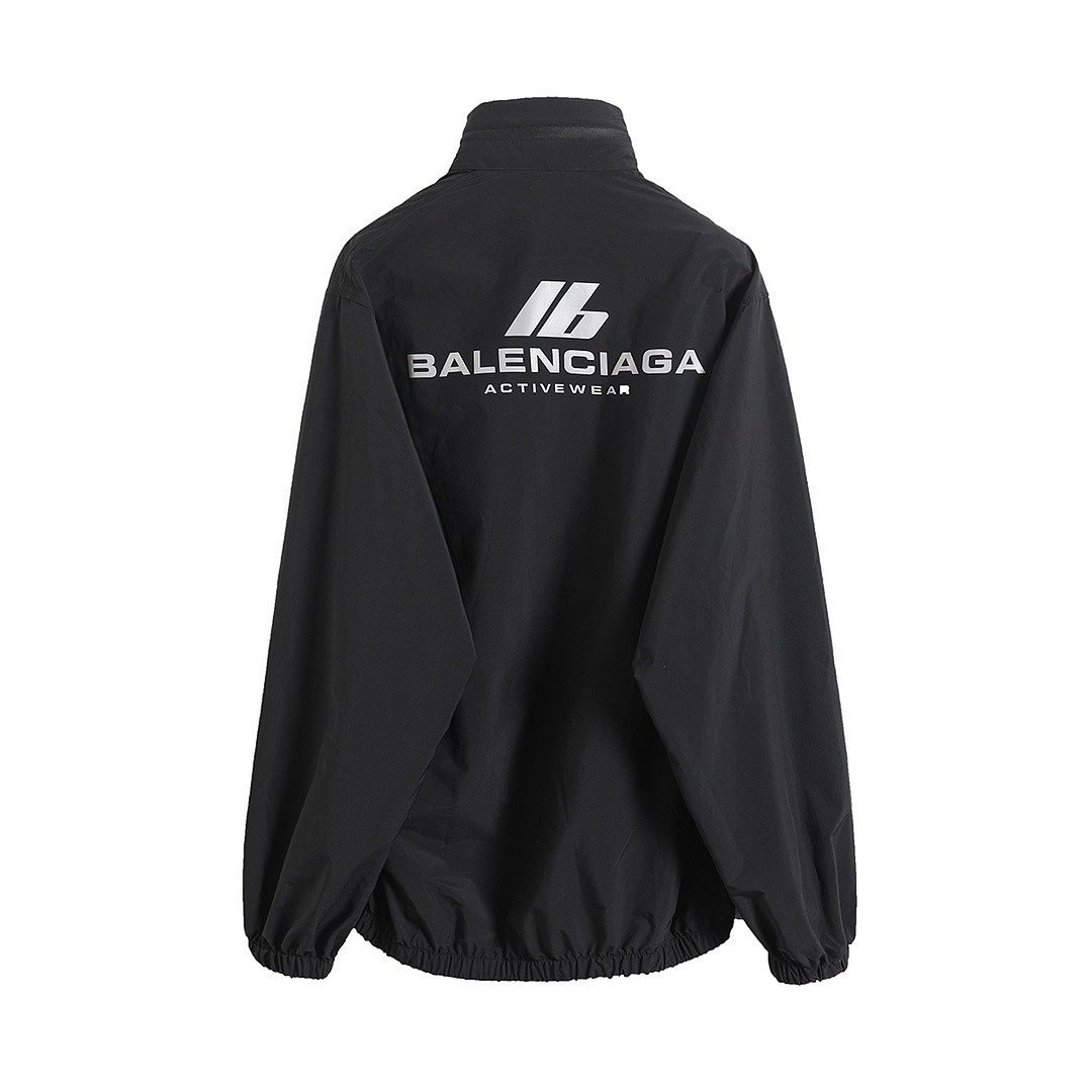 Ba1en*iaga Clothes