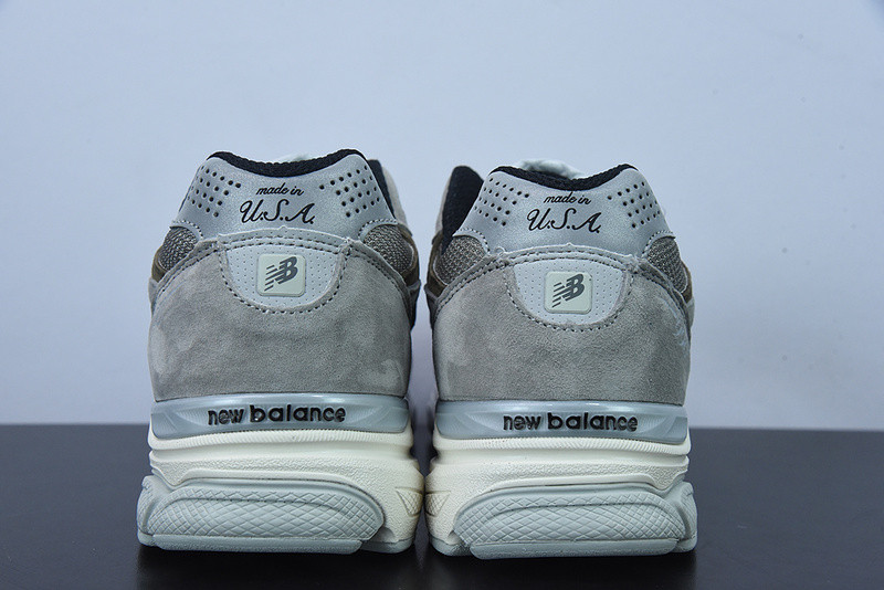 new balance sneaker