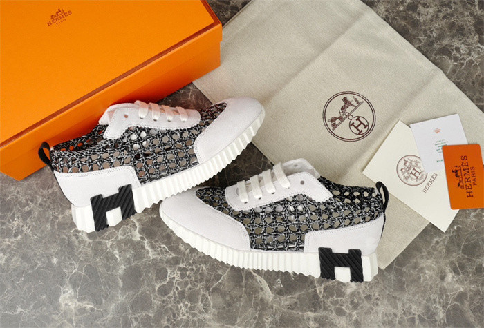 H**mes sneaker