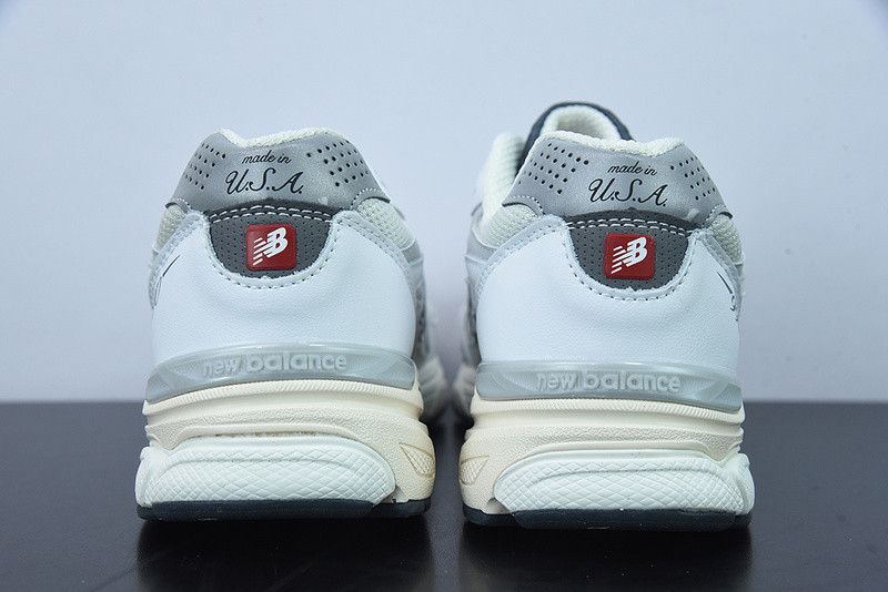 new balance sneaker