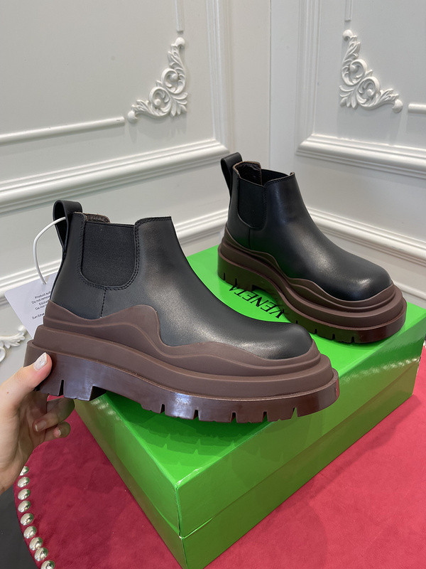 Bo*te*ga ve*ne*ta sneaker