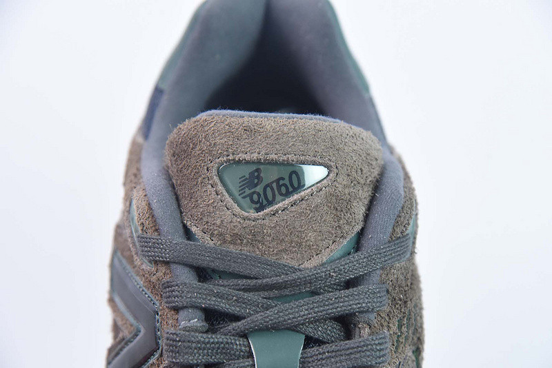 new balance sneaker