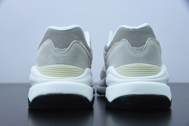 new balance sneaker mr993 bk