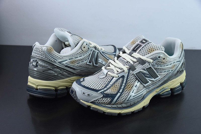 new balance sneaker