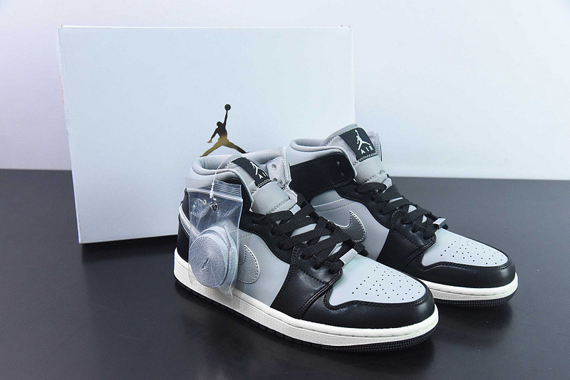 air jordan 1 mid “black Ch*0me” fb9892-002