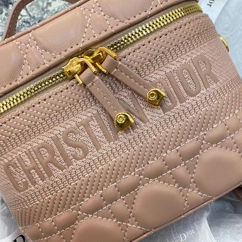 D10r bag