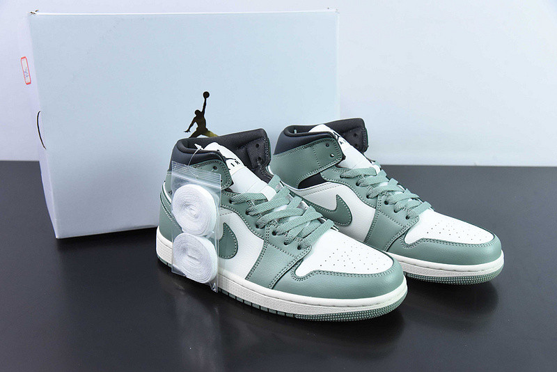air jordan 1 mid "jade smoke" bq6472-130