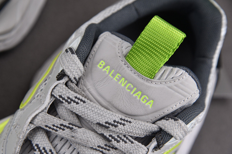 BC XL SNEAKERS