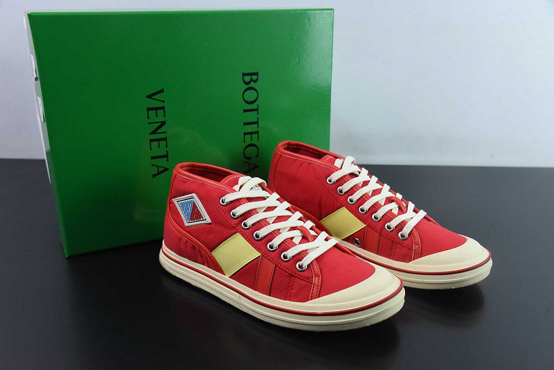 b0tt*ga Ven*ta sneaker