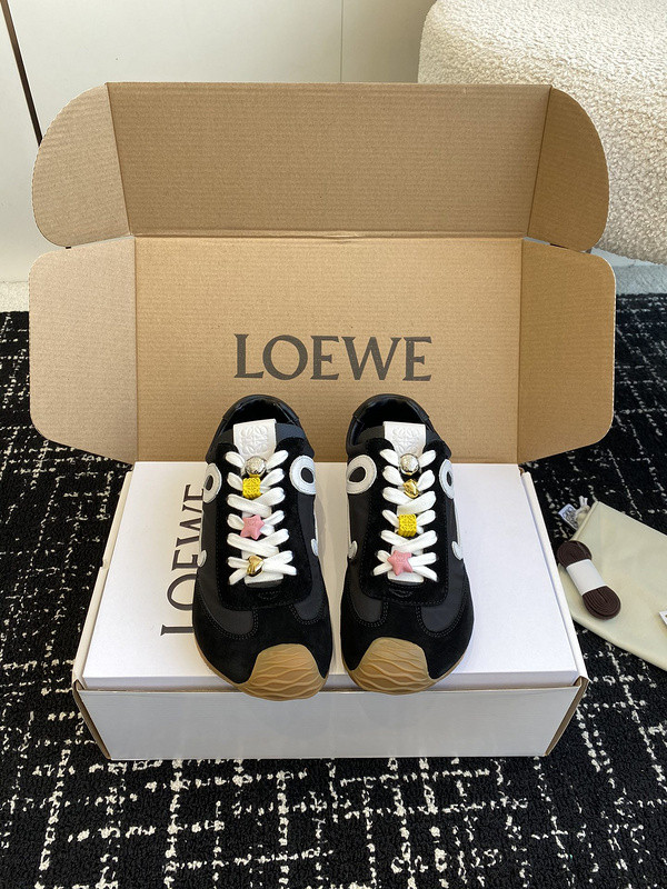 L0ew* sneaker