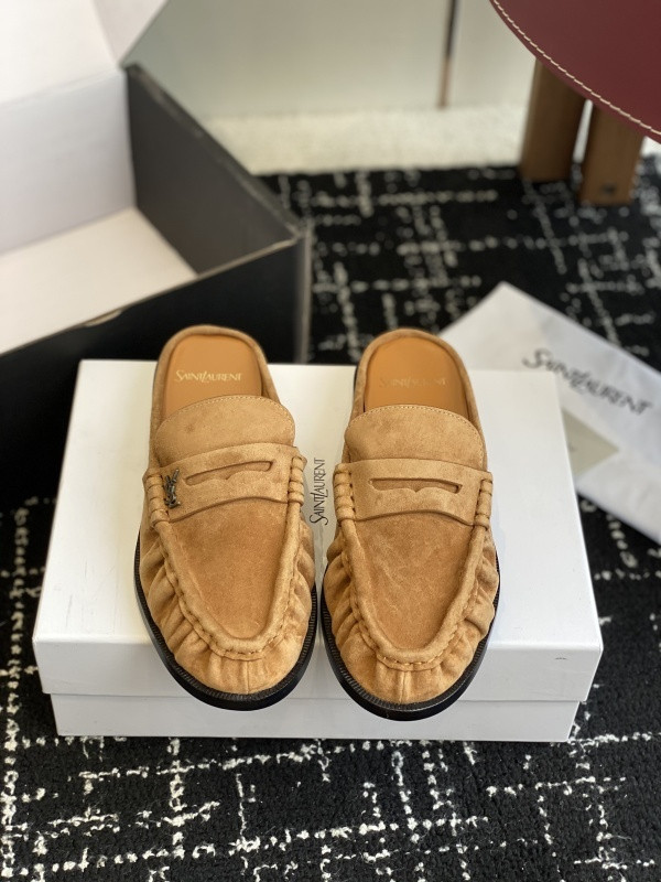 Sa1nt Lau*nt sneaker