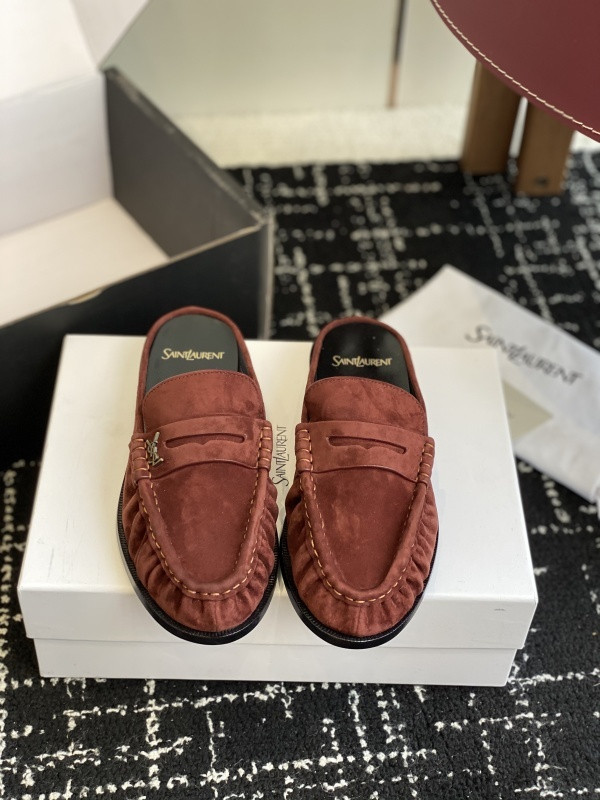 Sa1nt Lau*nt sneaker