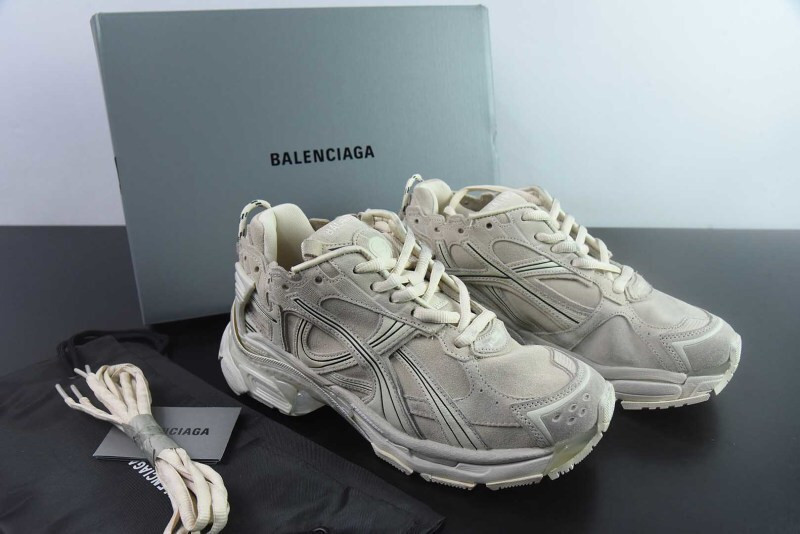 Ba1en*iaga Runner Sneaker