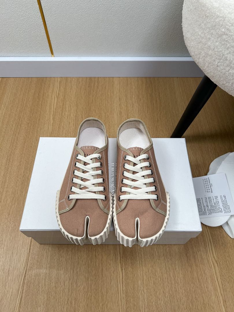 Ma1s0n Marg*e1a SNEAKER