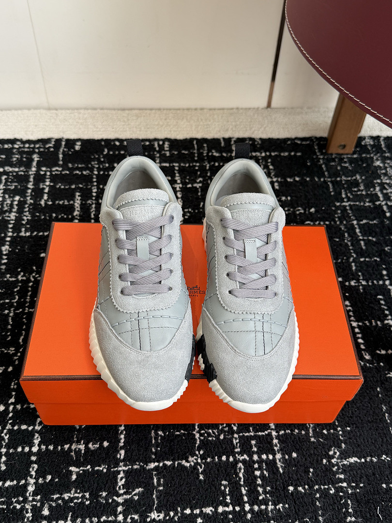 H**me5 Sneaker