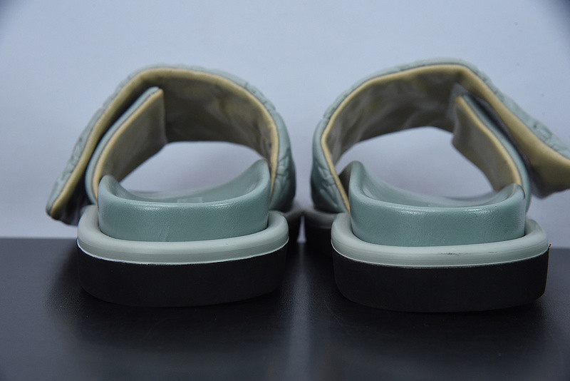 lvt sandals