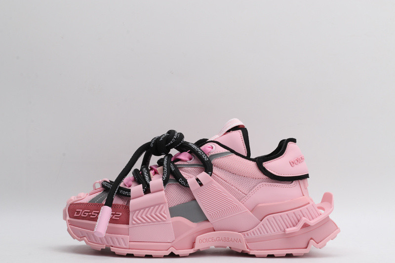 dg sneaker