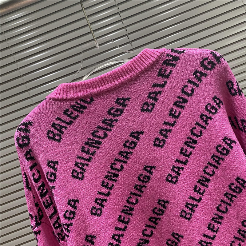 Ba1en*iaga clothes