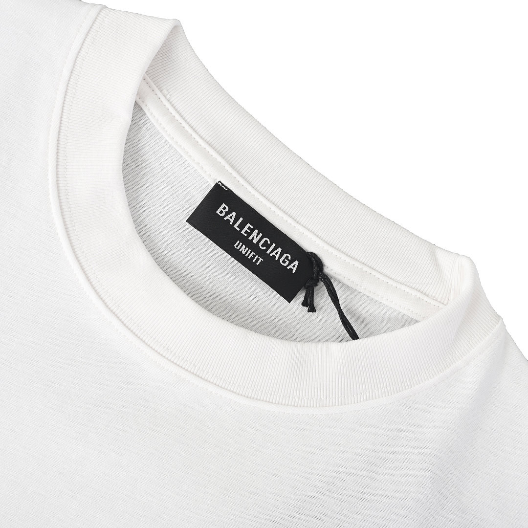 Ba1en*iaga Clothes