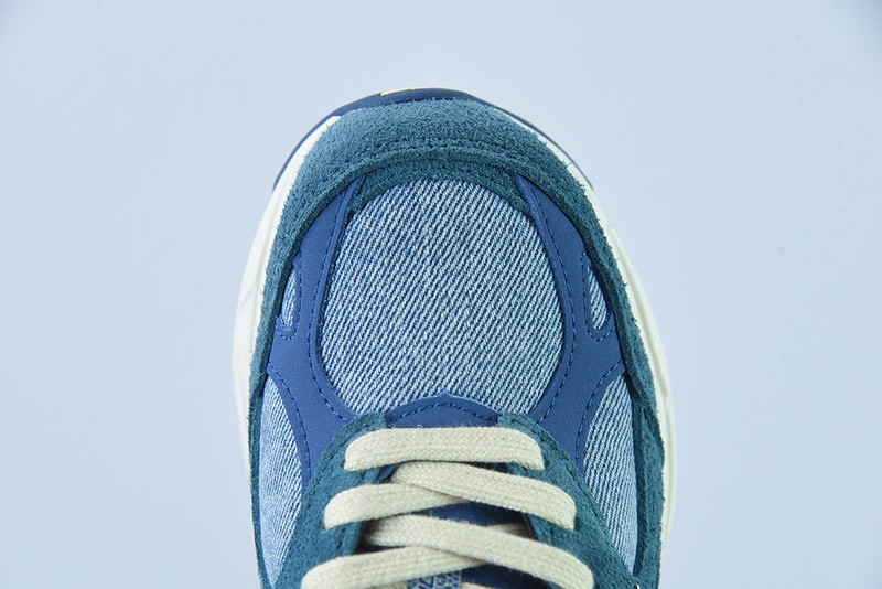 new balance sneaker