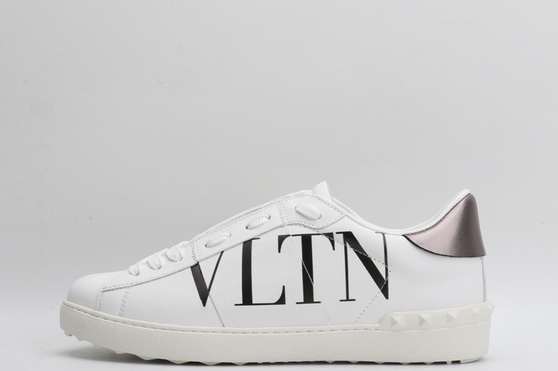 Va1e*ntin0 garavani sneaker
