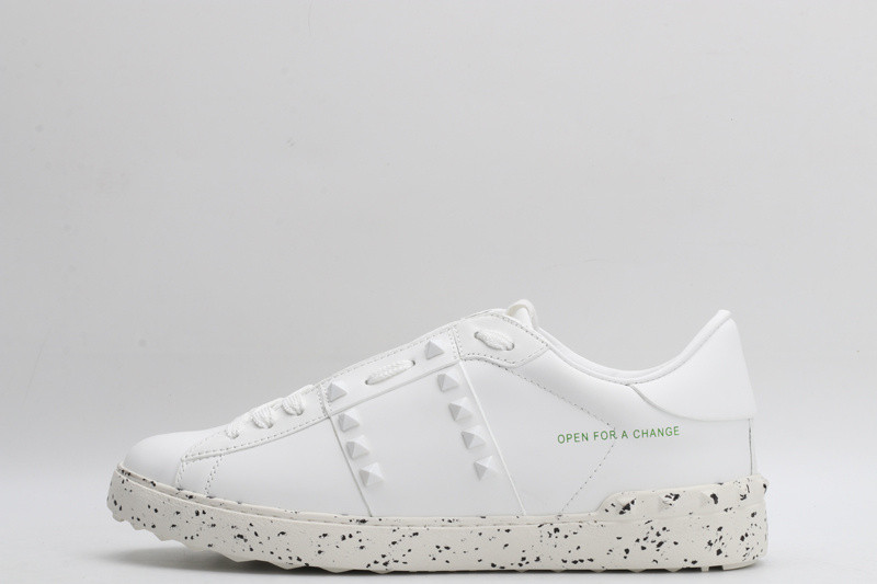 Va1e*ntin0 garavani sneaker