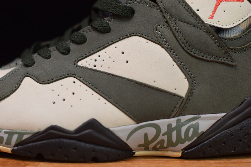 patta x air jordan 7 retro og sp “icicle” at3375-100