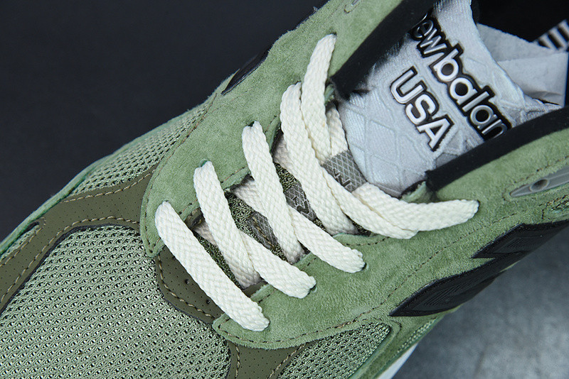 new balance sneaker
