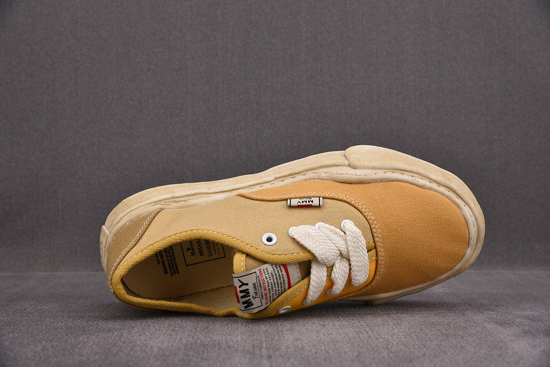 Ma*s*n mihara yasuhiro sneaker