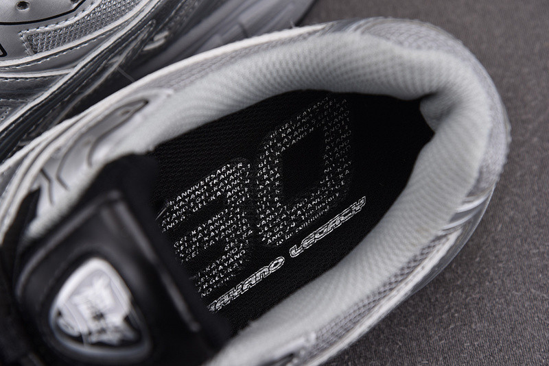 As*ic*s gel kayano legacy