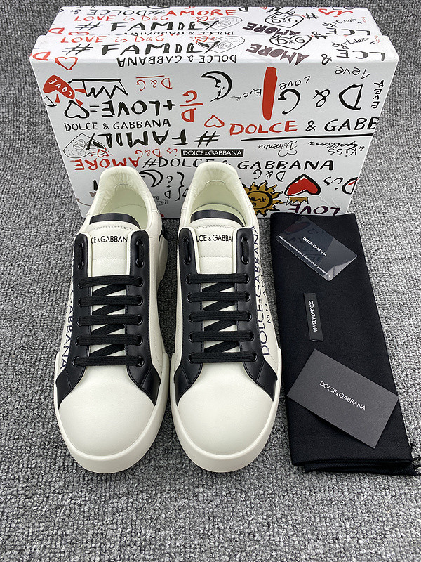 dg sneaker