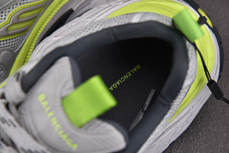 BC XL SNEAKERS