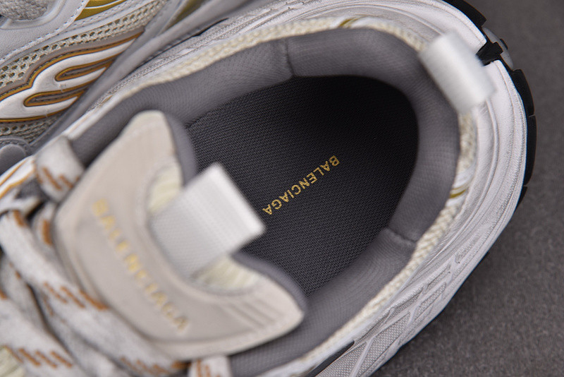 BC XL SNEAKERS
