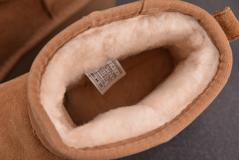 UGG