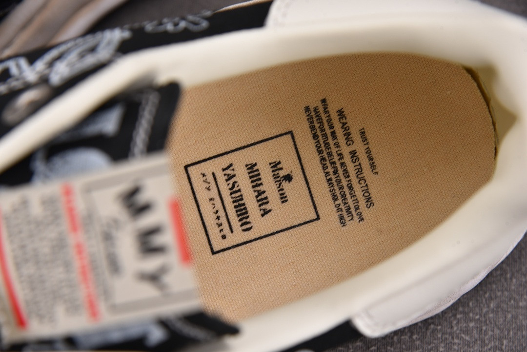 Ma1s0n MIHARA YASUHIRO Sneaker